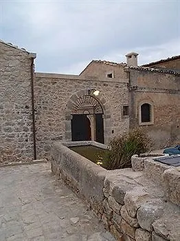 Country Casina Di Grotta Di Ferro