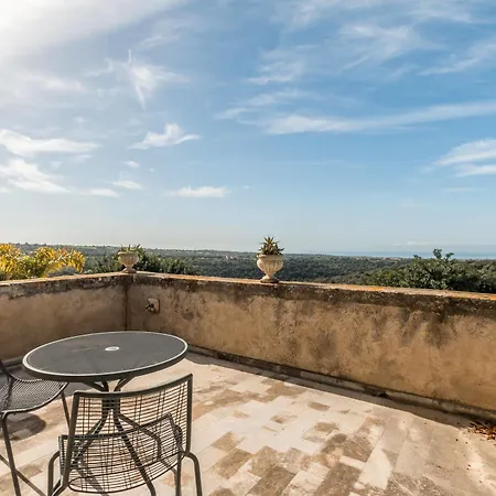 Country Casina Di Grotta Di Ferro 3* Ragusa